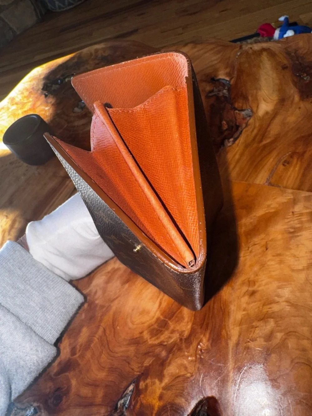 Louis Vuitton monogram Sarah wallet beautiful vintage pre-loved 1991 - Picture 10 of 15